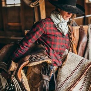 NWT Gift Ready! Filson Alaskan Guide Shirt Heavyweight Flannel Women’s XL